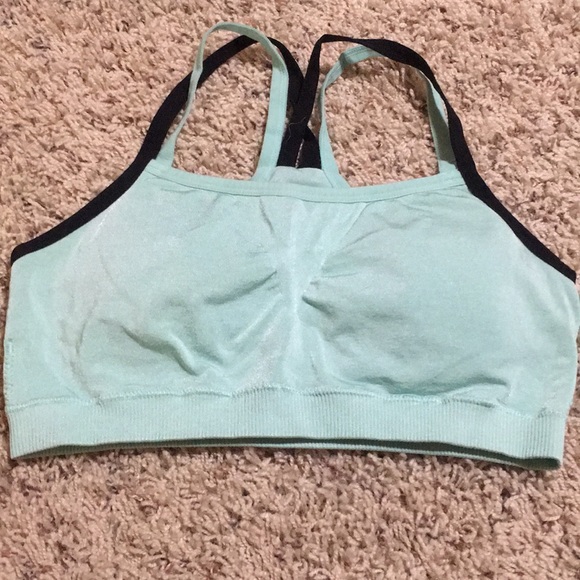 Bra Bundle - Picture 4 of 7